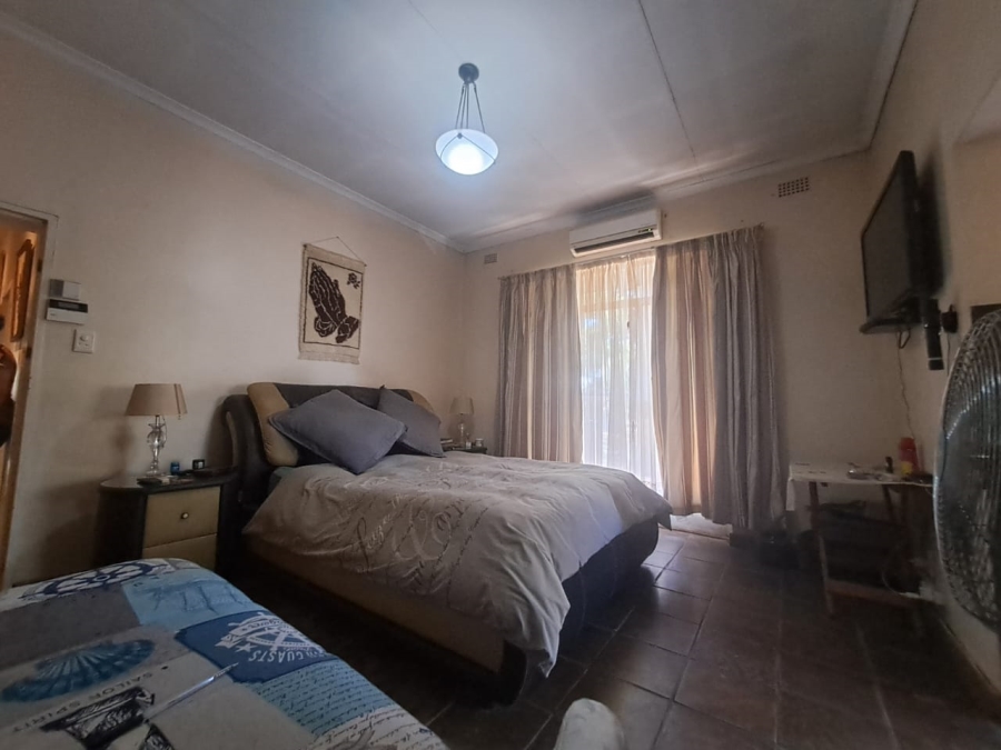 5 Bedroom Property for Sale in Boschfontein A H North West